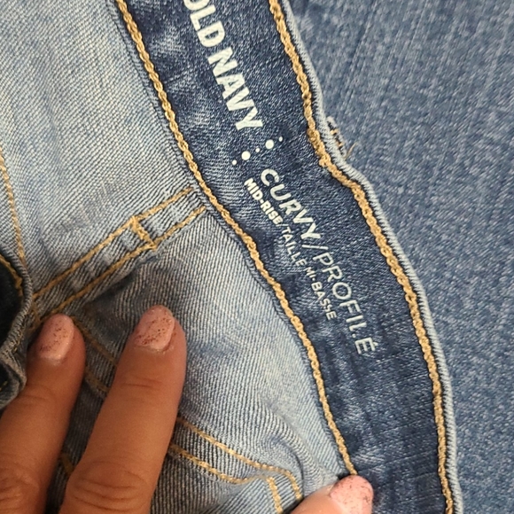 Old navy jeans - Picture 2 of 3